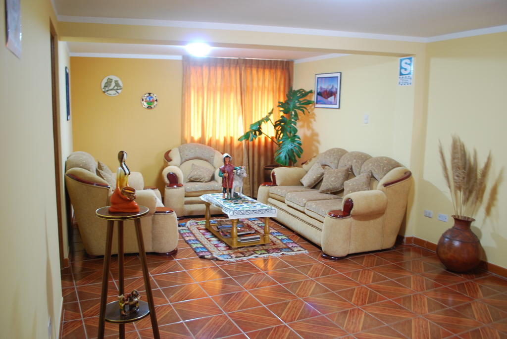 Morales Guest House 와라스 외부 사진