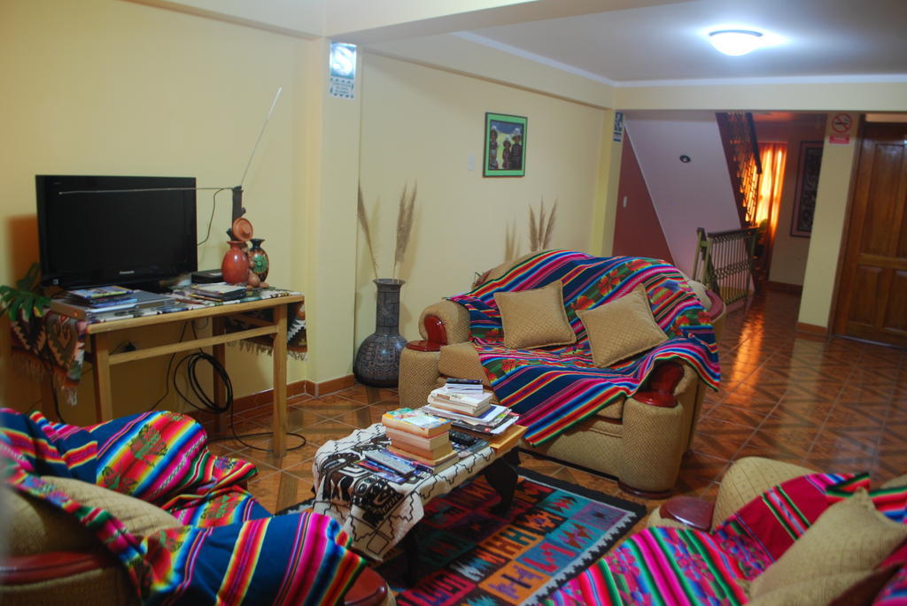 Morales Guest House 와라스 외부 사진
