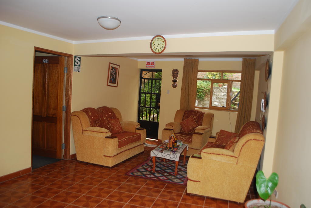 Morales Guest House 와라스 외부 사진