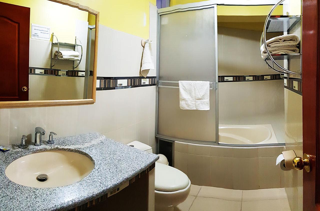 Morales Guest House 와라스 외부 사진
